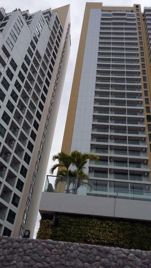 The Peak Towers Sea View Appartement *