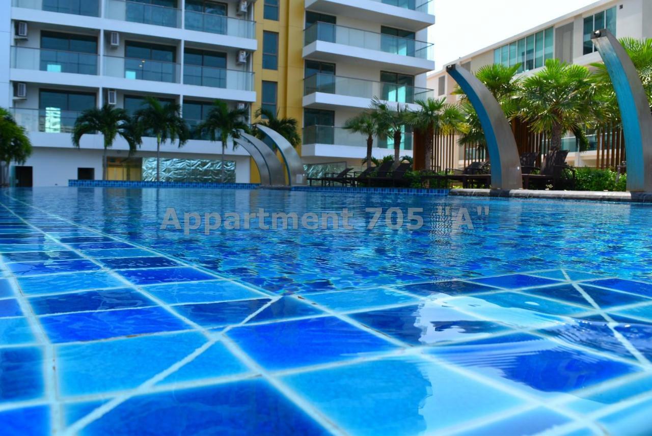 The Peak Towers Sea View Appartement Pattaya
